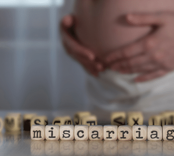 causas aborto espontaneo